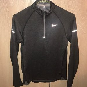 Nike Pullover